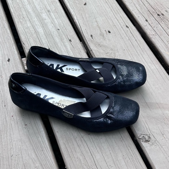 AK Anne Klein Sport “Akulisa” Black Vegan Friendly Crisscross Ballet Flat | 7.5 - Picture 1 of 8